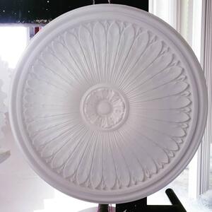 Ceiling Roses / Ceiling Centres 
Many designs, handmade using quality Australian materials.

#ceilingrose #ceilingroses #plaster #plastering #interiordesigner #interiordesign #accessories #queenslandhomes #handmade #familybusiness #qualityproducts